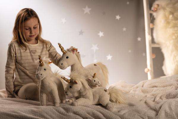 Steiff Einborn Unicorn 23cm 限定1500体 Steiff Einborn Unicorn 23cm 限定1500体 Amazon.com: Steiff
